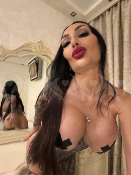 Индивидуалка. Высокая, стройная, с силиконовой грудью ✨ — Мила 👑 — Киев, Днепровский — Naberu